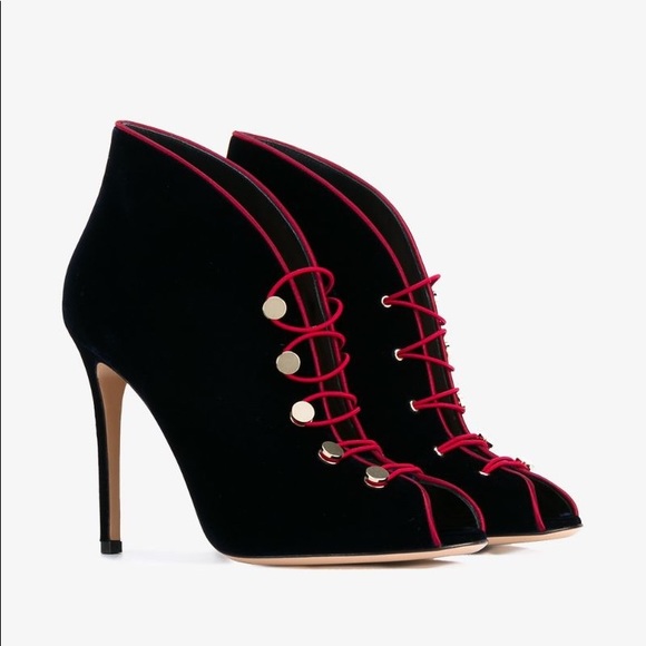 Gianvito Rossi Velvet Booties with Satin Piping - Picture 4 of 8